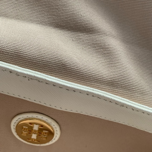 Authentic Tory Burch White shoulder bag - Picture 9 of 11